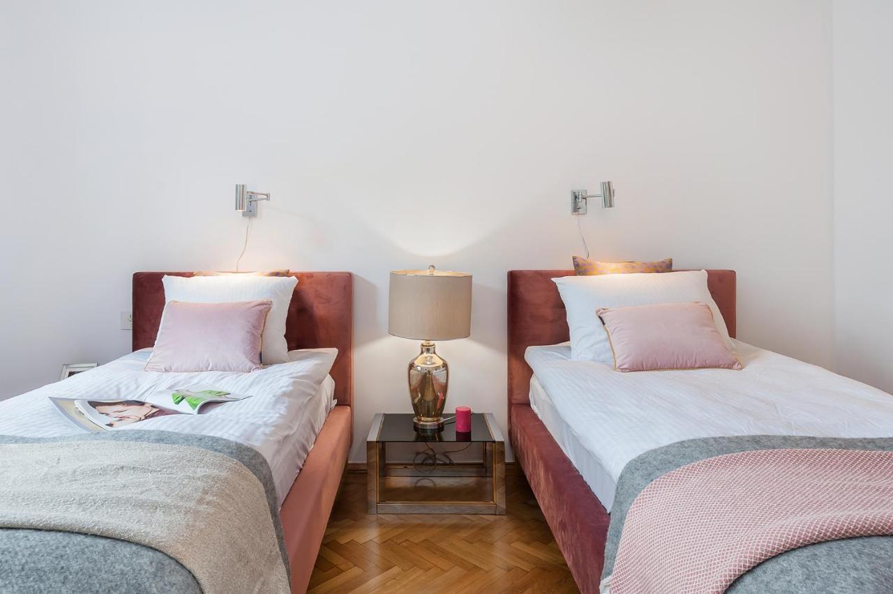 Syncret Apartment - Loftaffair Krakau Buitenkant foto